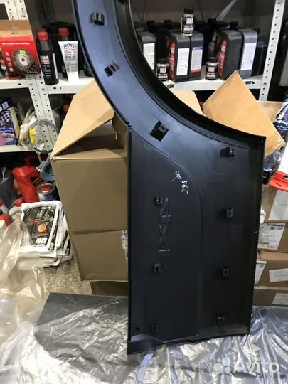 Молдинг двери niva Chevrolet задней правой