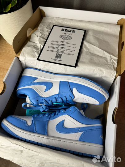 Nike Air Jordan 1 Low carolina blue EU43