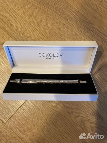 Серебрянная шариковая сувенирная ручка