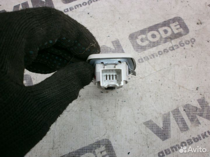 Плафон освещения салона потолочный Ford Focus 3