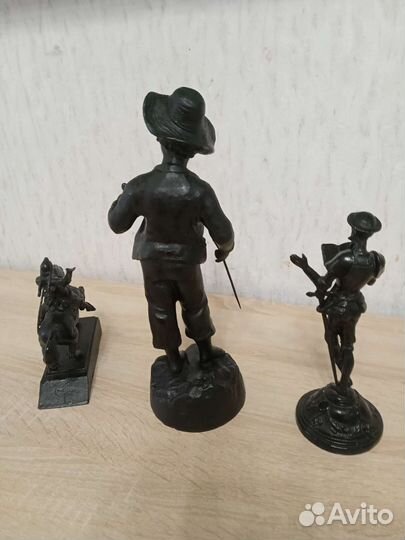 Статуэтки чугун