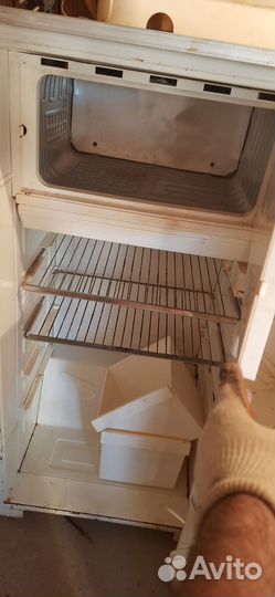 Продам холодильник,Свияга