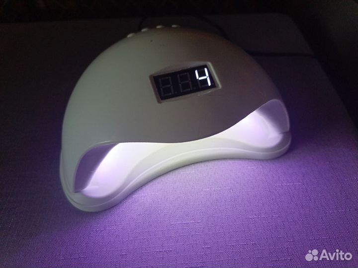 LED лампа для маникюра