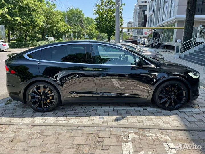 Tesla Model X AT, 2019, 28 000 км