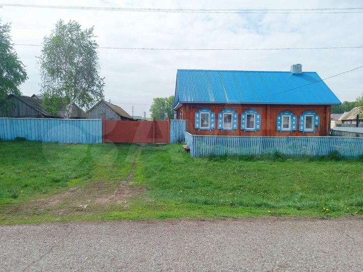 Дом 60 м² на участке 32 сот.