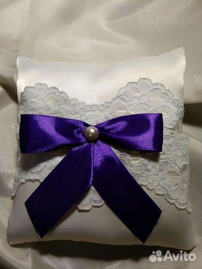 Свадебная подушечка для колец