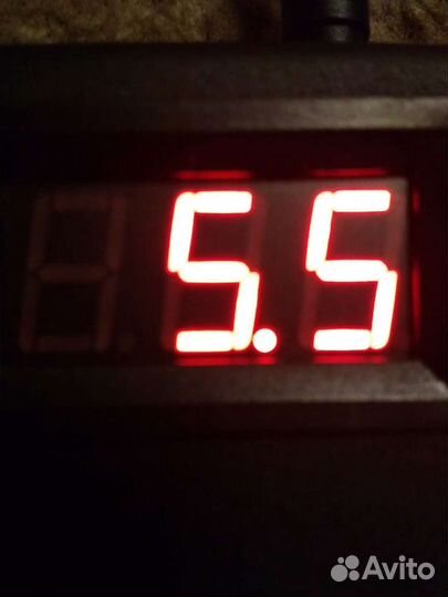 Цифровой вольтметр V27T