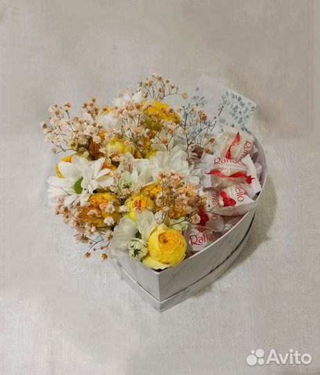 Подарок / Подарочный набор / Цветы в коробке