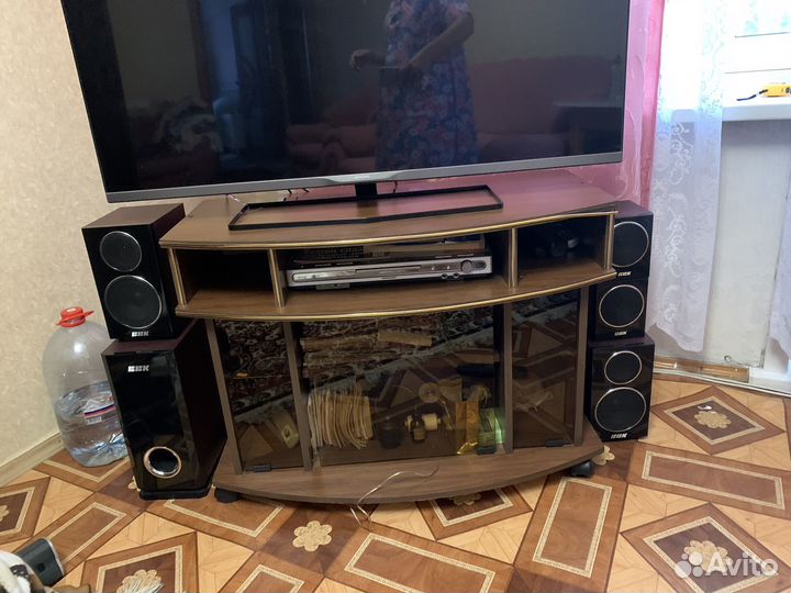 Тумба под тв