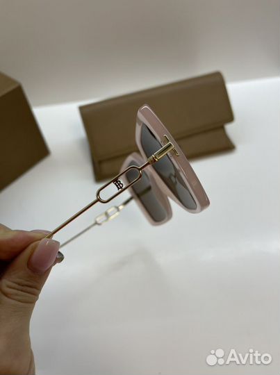 Солнцезащитные очки burberry новые