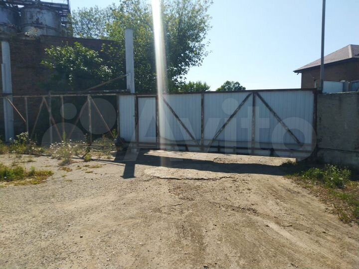 Здание офисные помещения +складское - 596 м²