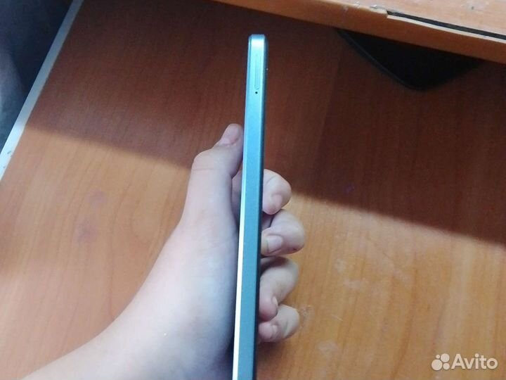 Мобильные телефоны