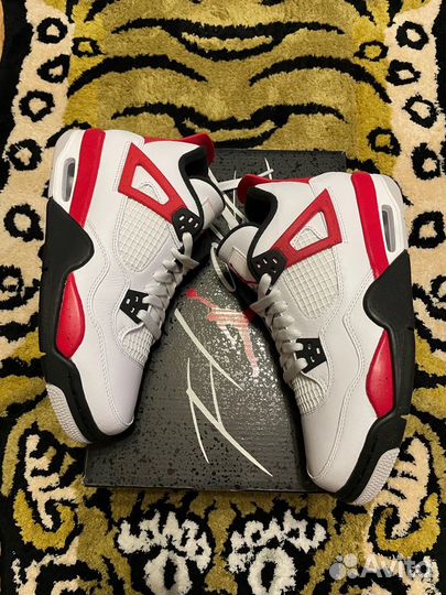 Jordan 4 Retro 