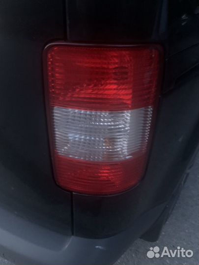 Фонарь задний, правый/левый