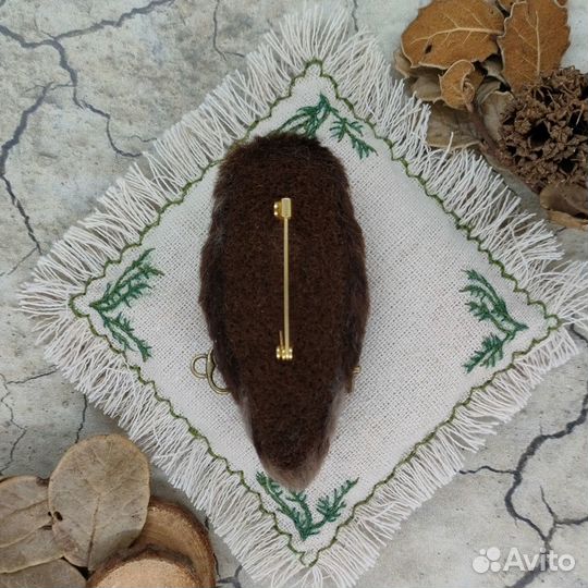 Брошь сова из шерсти