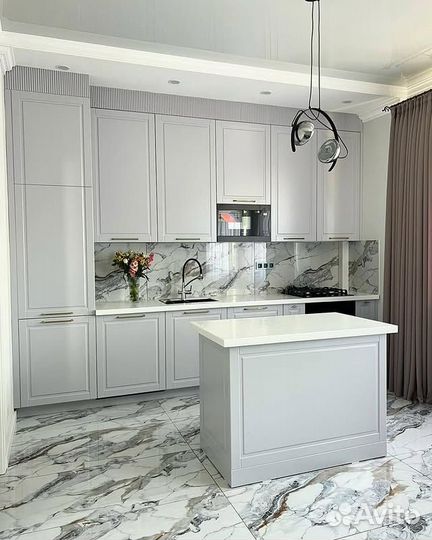 Кухни на заказ любой сложности