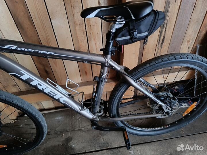 Продам трек 4300