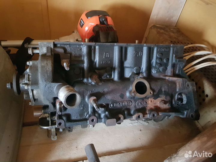 Блок ford mondeo 98года