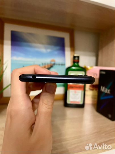 ASUS Zenfone Max (M2) ZB633KL, 3/32 ГБ