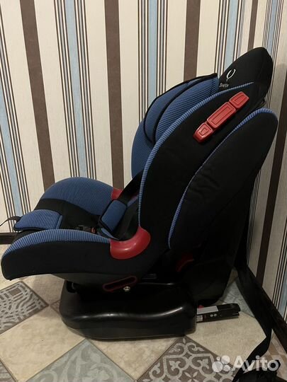 Детское автокресло до 18 кг