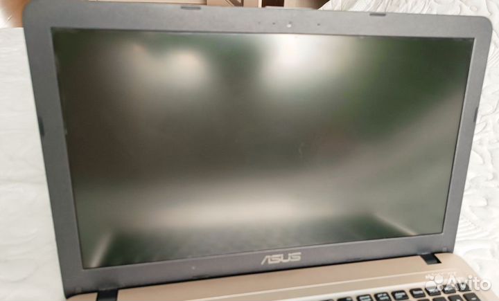 Ноутбук asus на запчасти