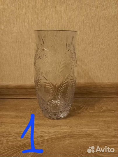 Хрустальная ваза