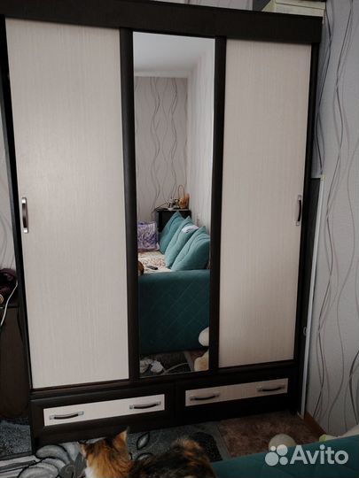 Шкаф плательный бу