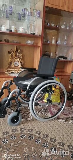 Инвалидная коляска новая