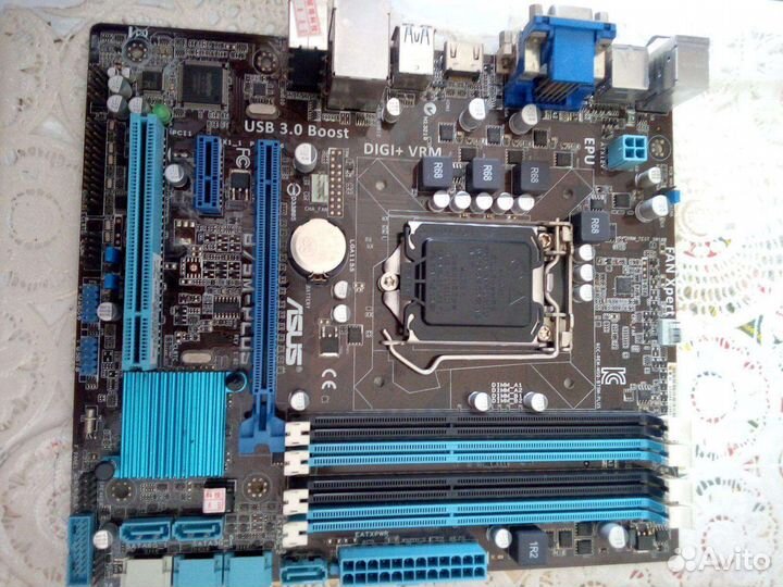 Материнская плата 1155