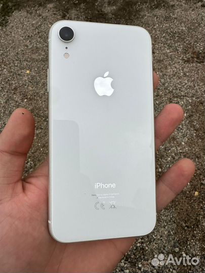 iPhone Xr, 64 ГБ
