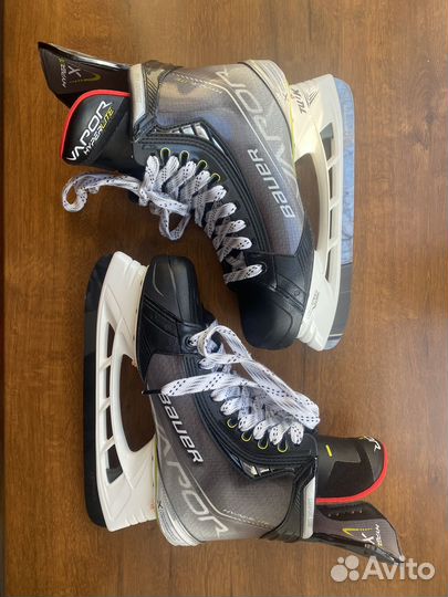 Хоккейные коньки bauer vapor hyperlite