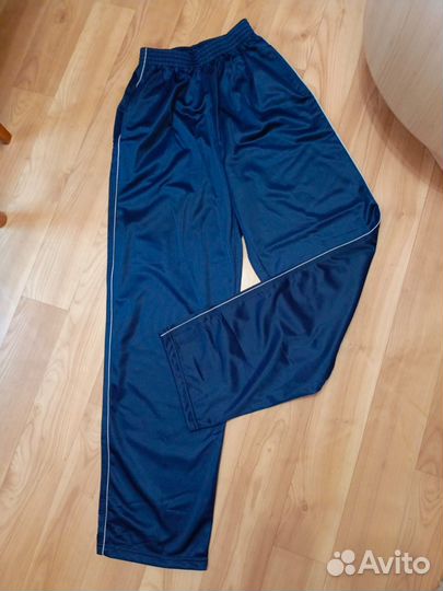 Новые спортивные штаны 42-44р