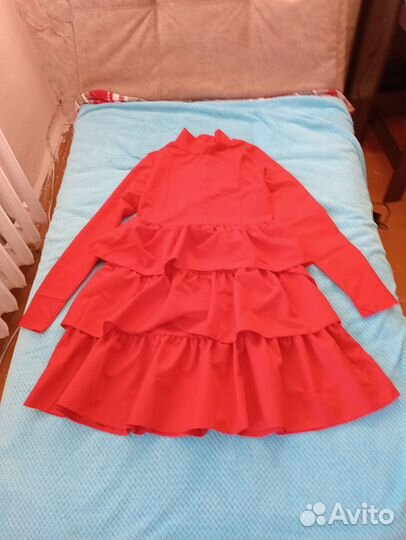 Платье женское новое размер s