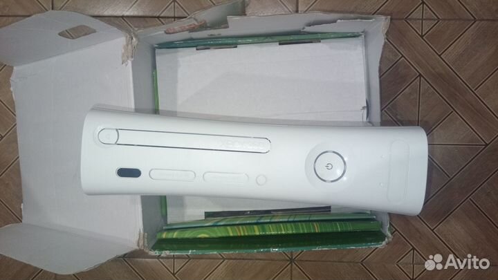 Игровая приставка xbox 360 прошитая