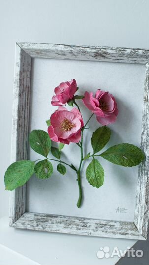 Картина с кустовой розой ручной работы