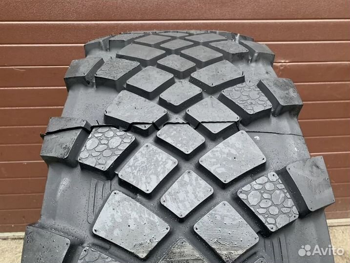 Грузовые шины 425/85R21 на Камаз Вездеход + Камера