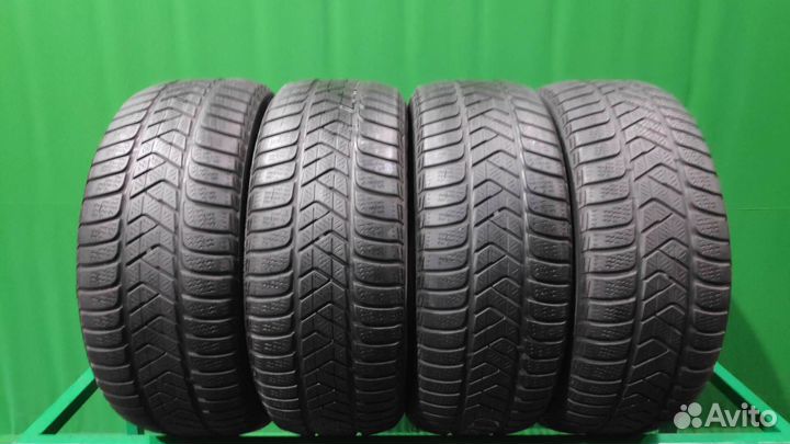 Pirelli Winter Sottozero 3 215/55 R16 93H