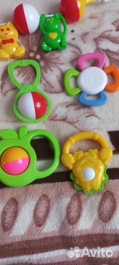 Игрушки погремушки пакетом