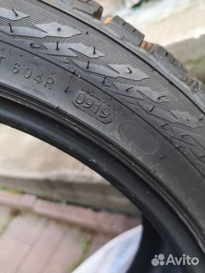 Nokian Tyres Hakkapeliitta 9 2.25/45 R18 и 2.25/40 R18