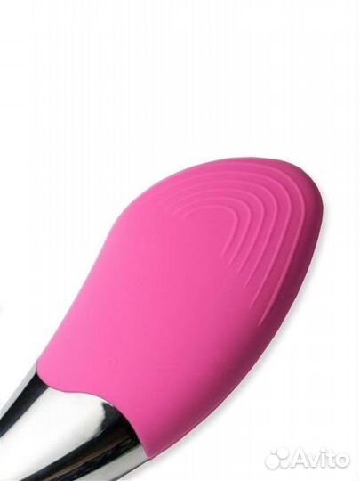 Силиконовая щётка массажер для лица. Новая