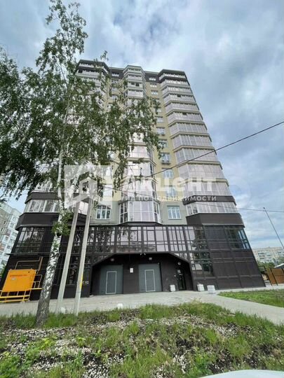 3-к. квартира, 112 м², 3/14 эт.