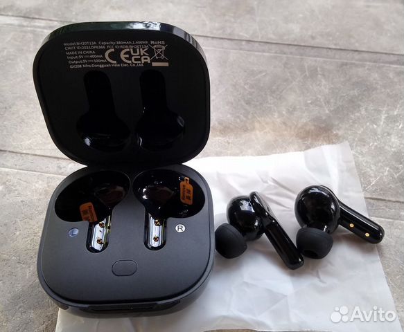 Беспроводные наушники с активным шумоподавлением