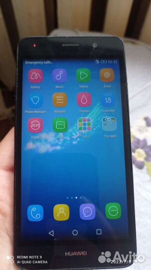 Телефон Huawei