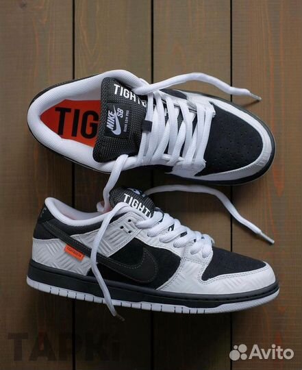 Кроссовки Nike SB Dunk Low x Tightbooth