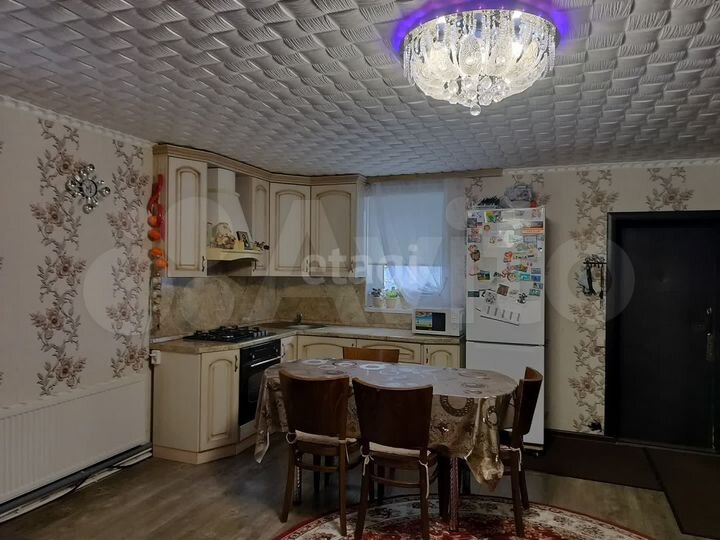 Дом 56,5 м² на участке 2 сот.