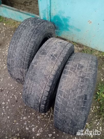 Bridgestone Blizzak DM-V1 245/70 R16