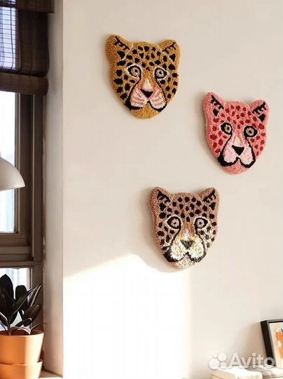 Панно настенное ковровая вышивка