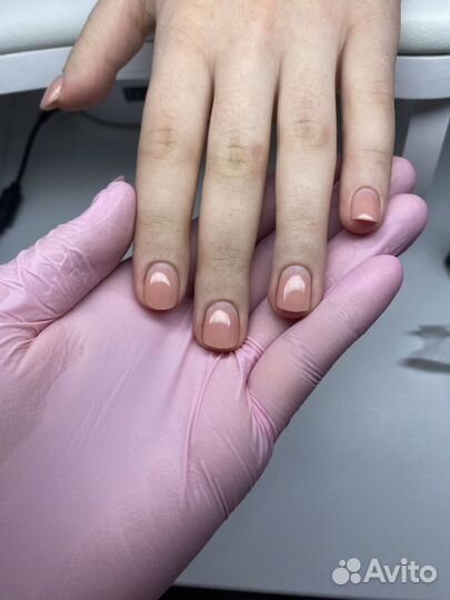 Модель на маникюр и педикюр