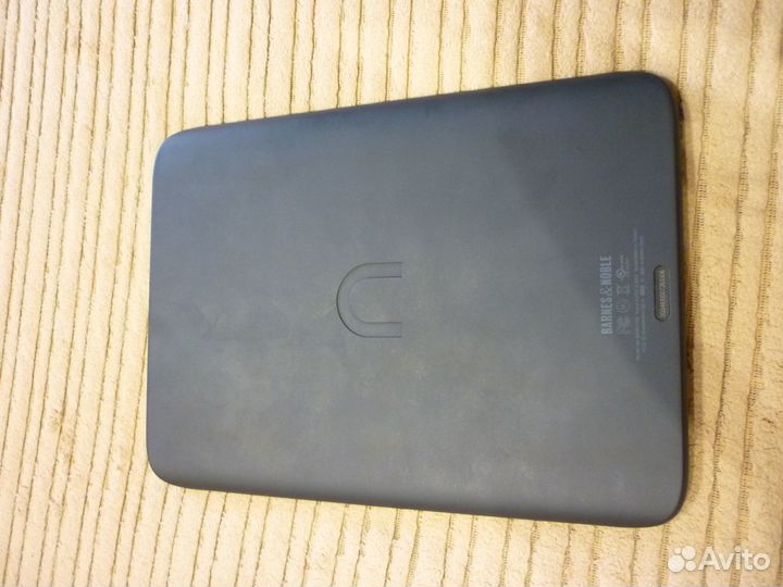 Barnes & Noble Nook Glowlight Plus 7.8