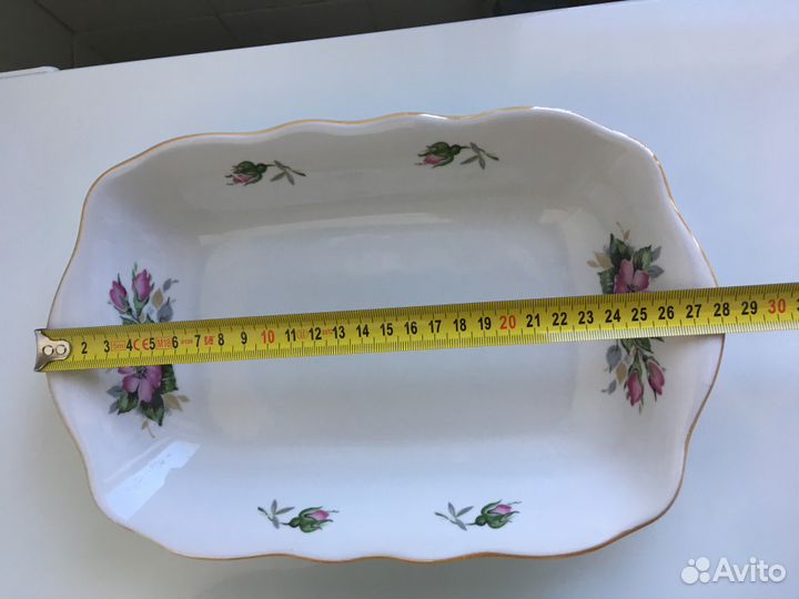 Салатники новые фарфоровые большие и малые